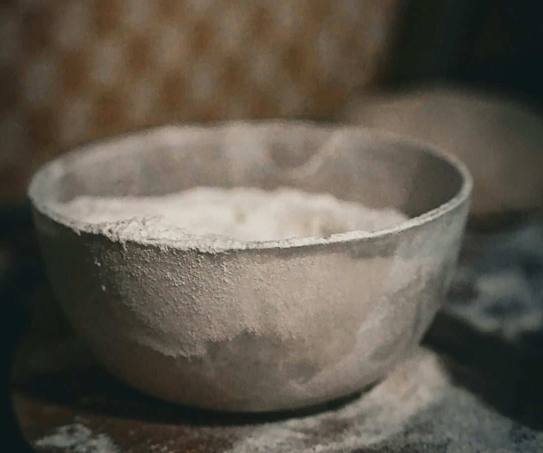 La Poudre de Perle : Le Secret pour une Peau de Porcelaine