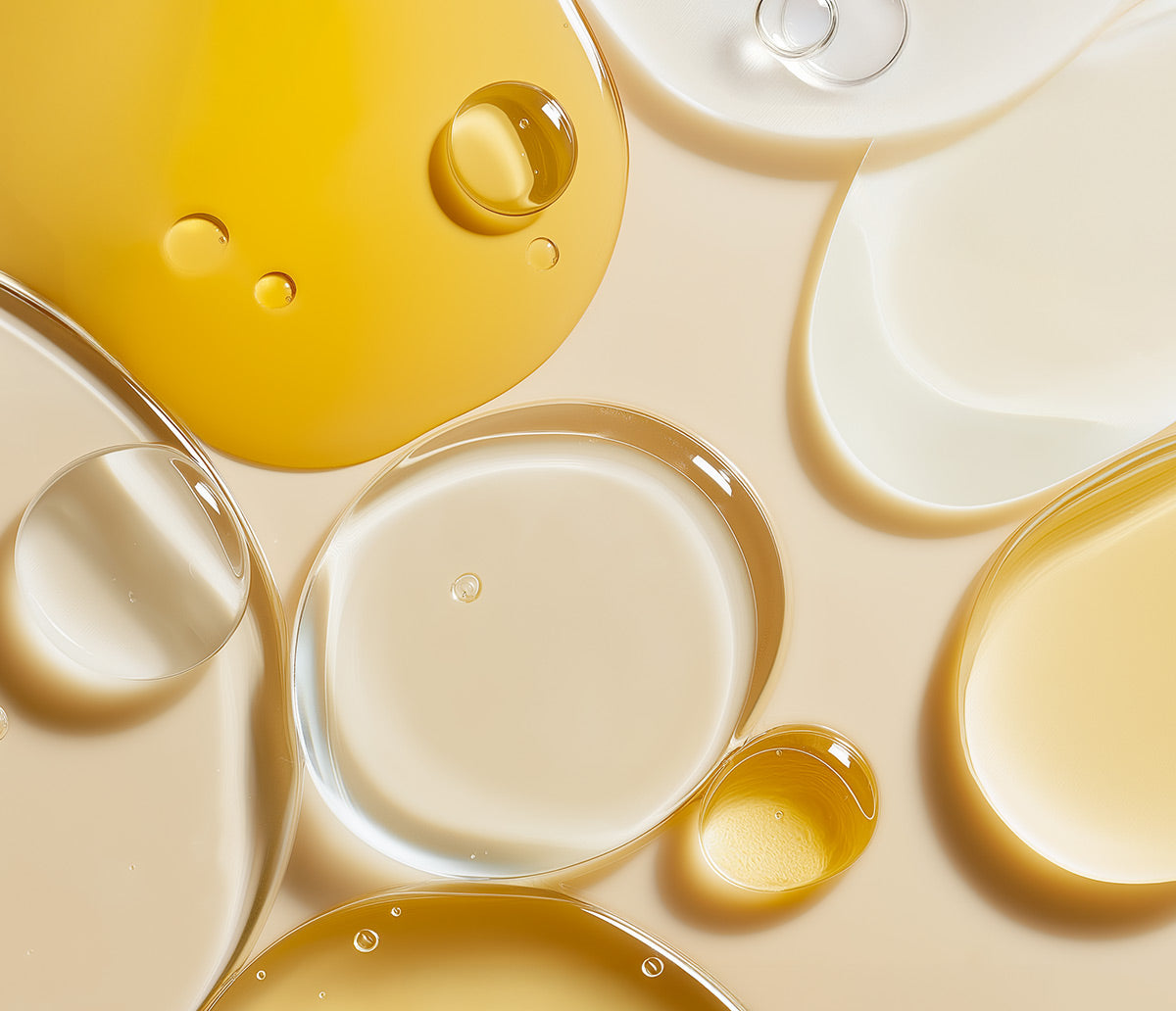 Huile vs Sérum, comment les distinguer, les choisir, les superposer ?
