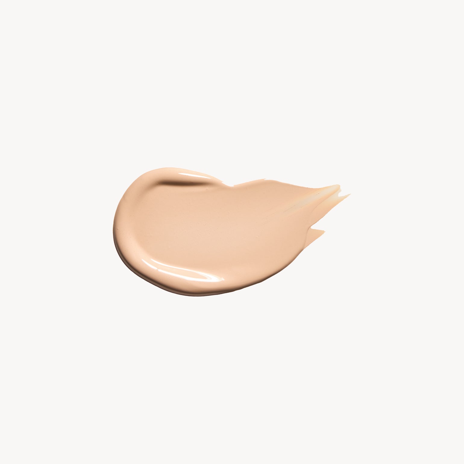Swatch du Revitalize Hydra Concealer de RMS Beauty, couleur C06, une teinte claire à sous-ton neutre. Idéal pour un teint frais et unifié.