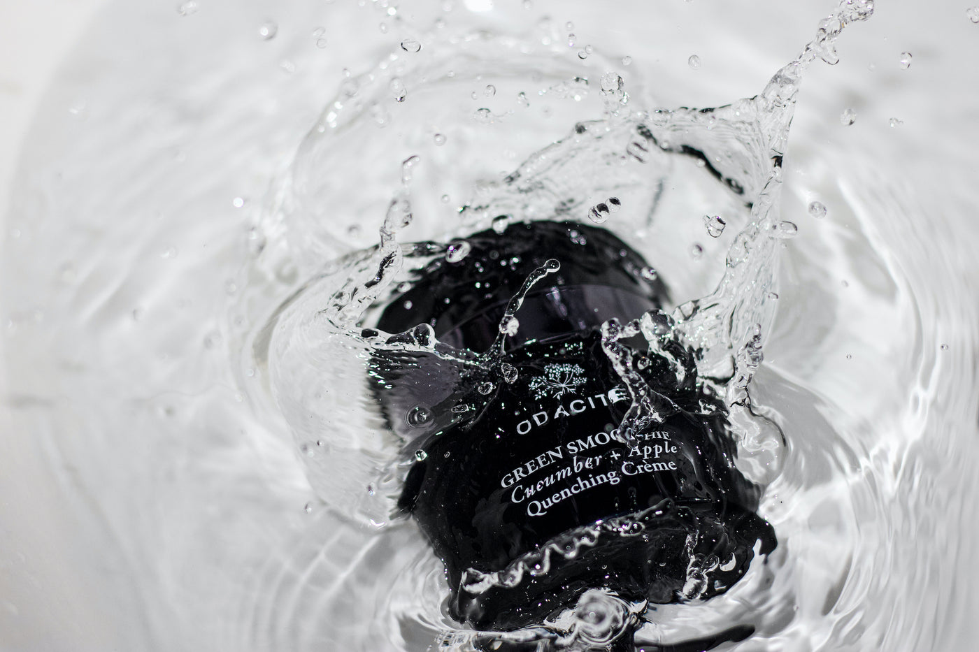 Green Smoothie Ultra-Quenching Creme Cucumber + Hyaluronic Acid  – Odacité