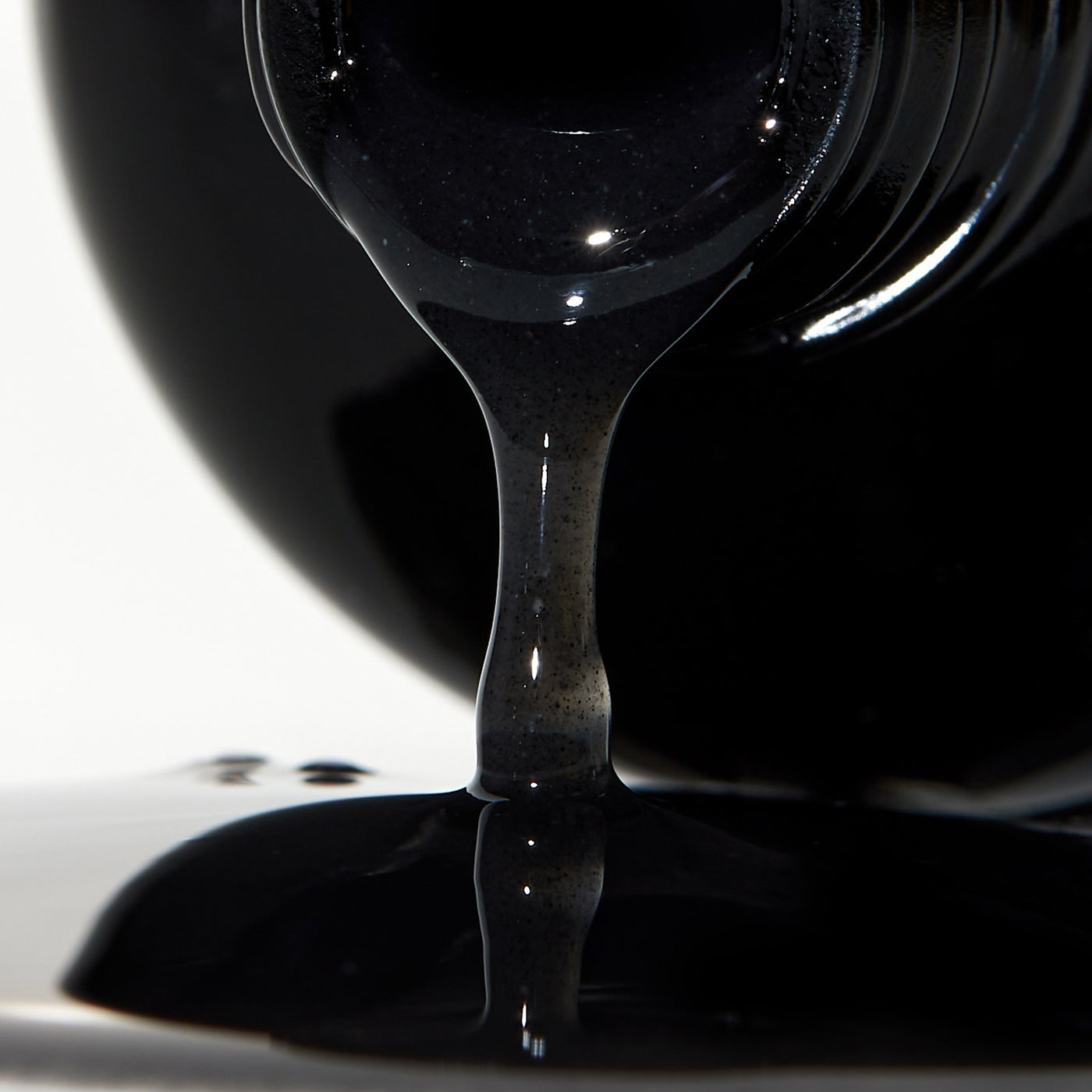 Nettoyant Clarifiant Menthe Poivrée, Charbon + Rhassoul – Odacité