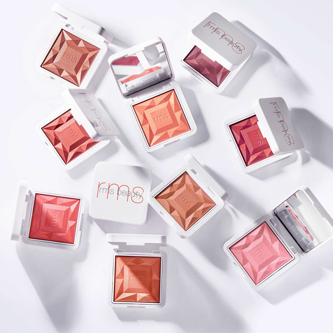 Blush Poudre Hydratant "Re" Dimension – RMS Beauty