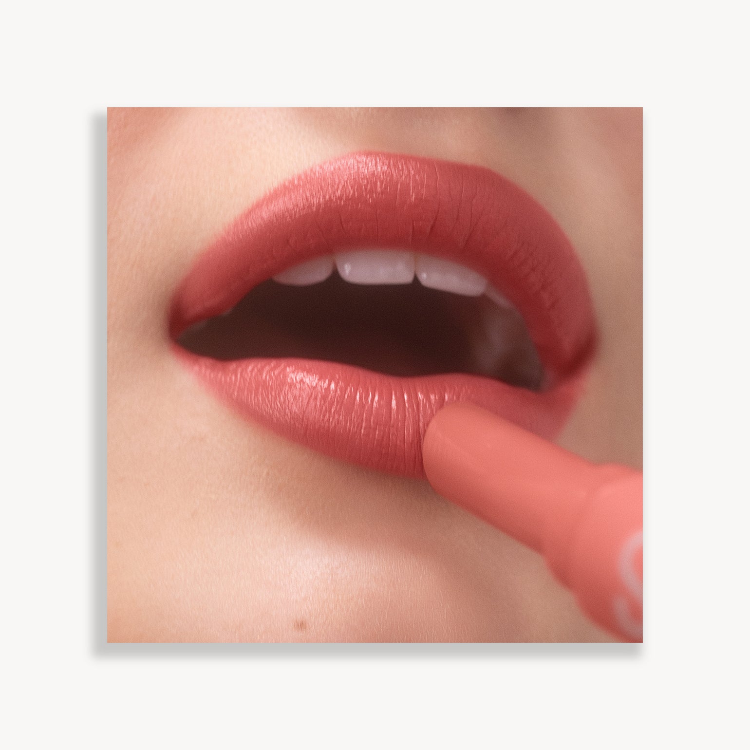 Legendary Serum Lipstick : The Nudes - RMS Beauty - Eve