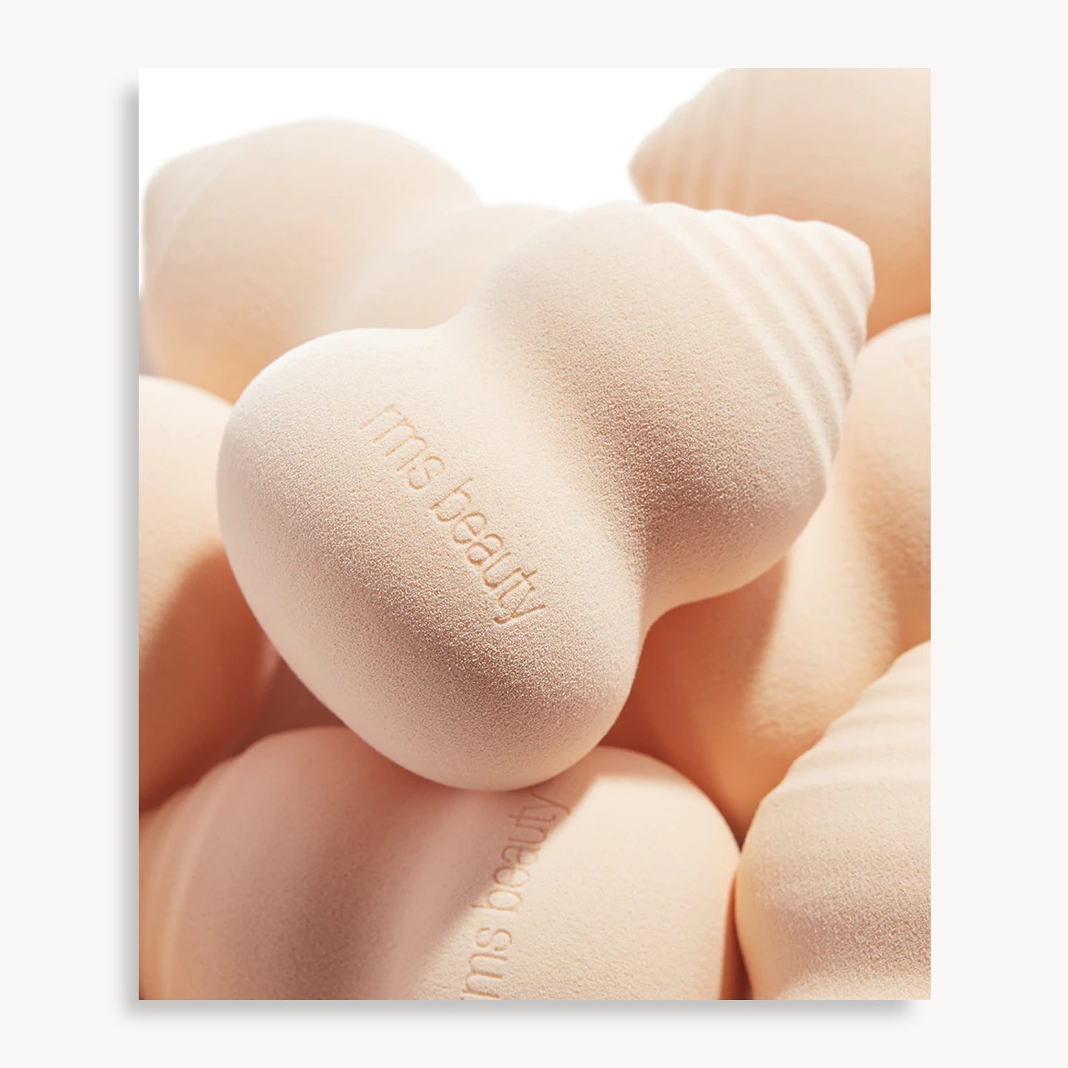 Skin2skin Beauty Sponge - RMS Beauty