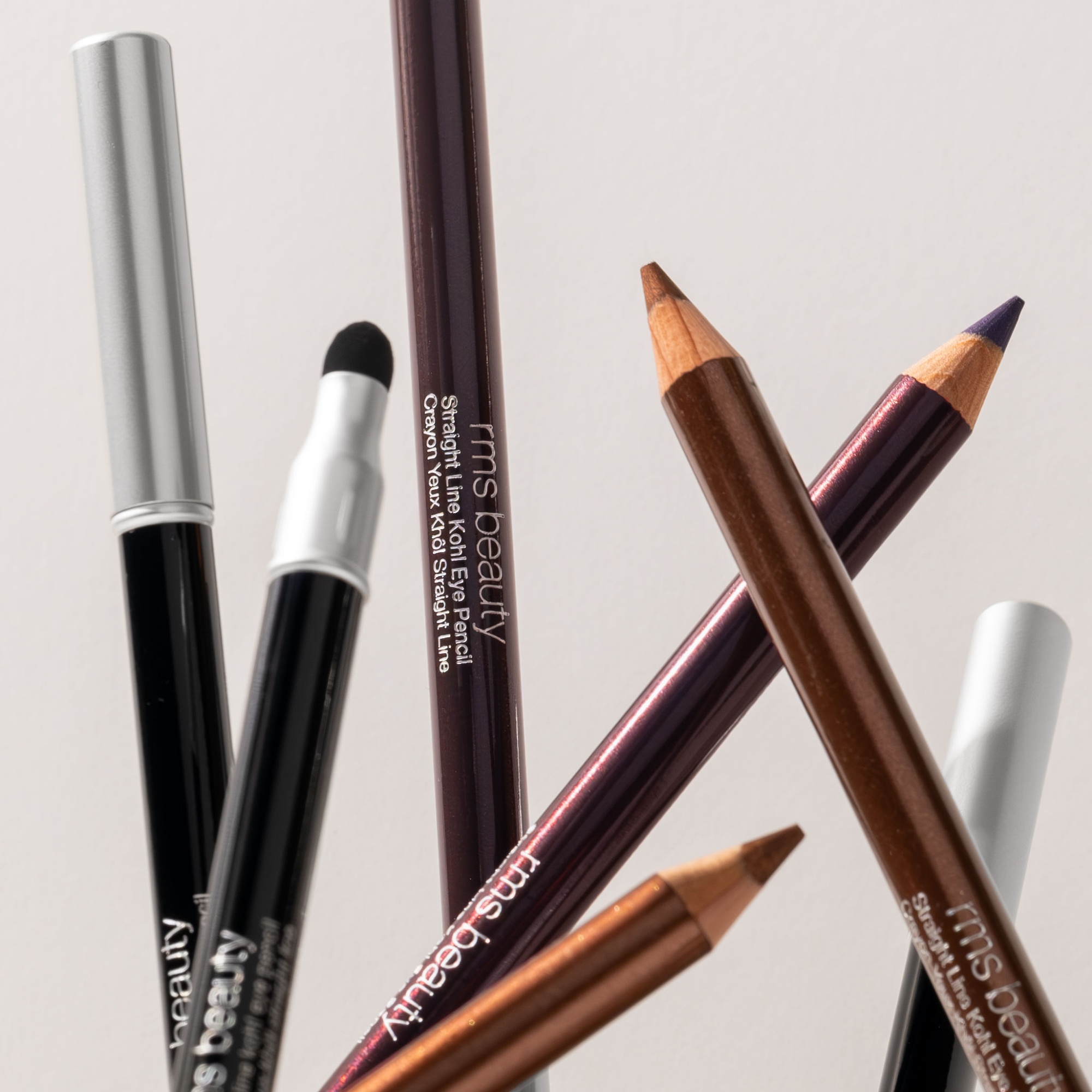 Straight Line Khol Eye Pencil – RMS Beauty