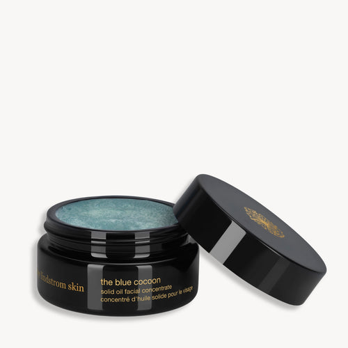 The Blue Cocoon de May Lindstrom. Baume concentré pour le visage. Pot ouvert.